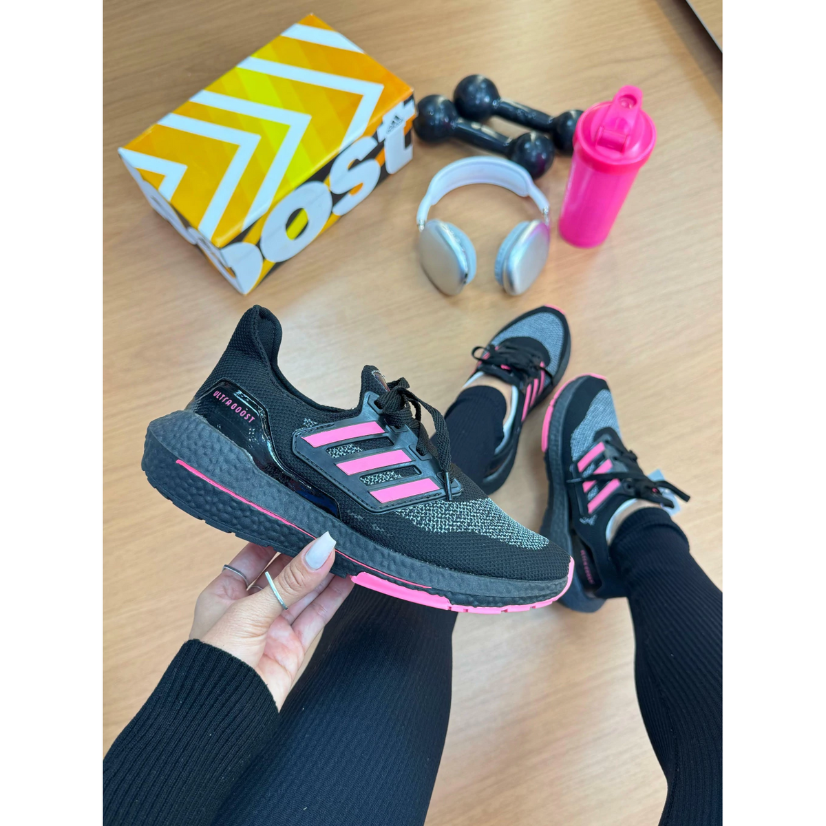ADIDAS ULTRABOOST BLACK PINK