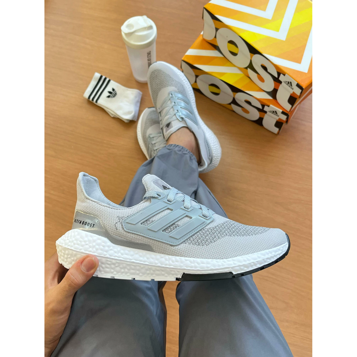 ADIDAS ULTRABOOST GRAY