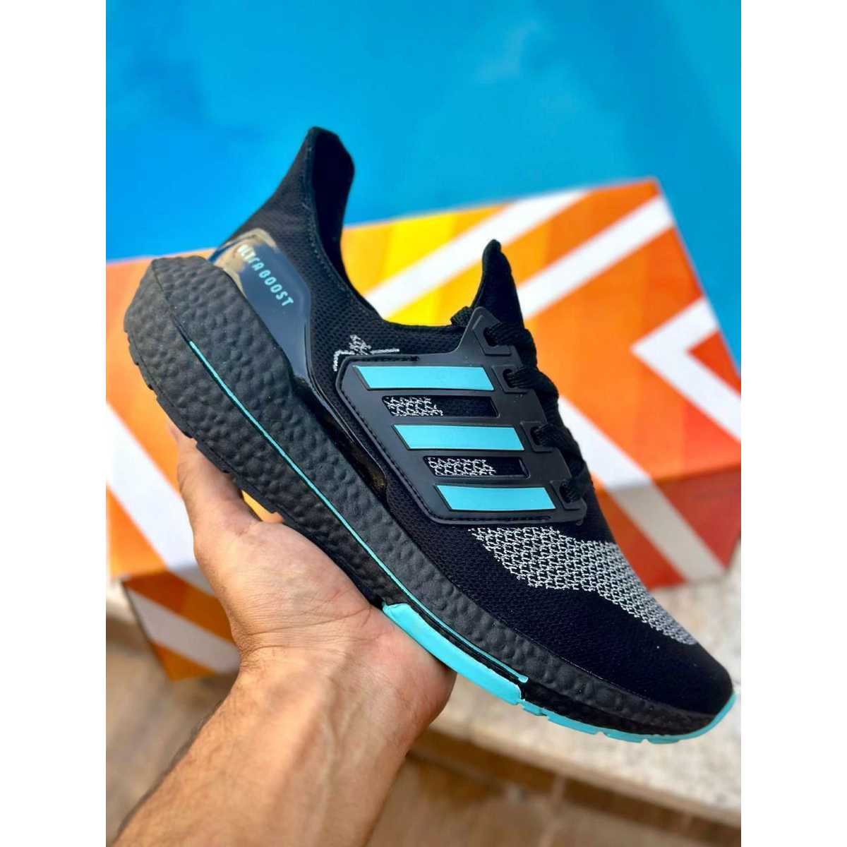 ADIDAS ULTRABOOST BLACK BLUE