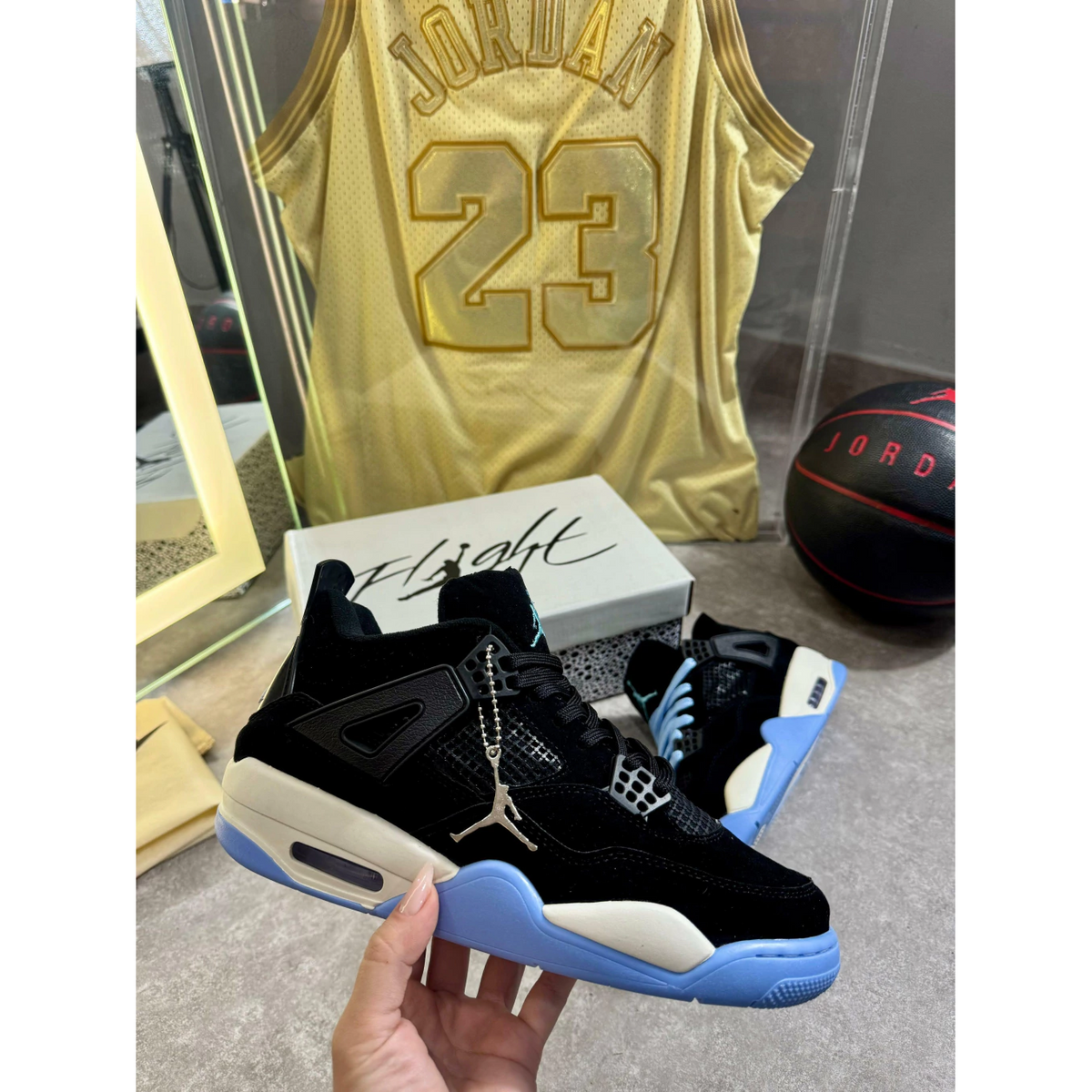 AIR JORDAN 4 OG BLACK BLUE