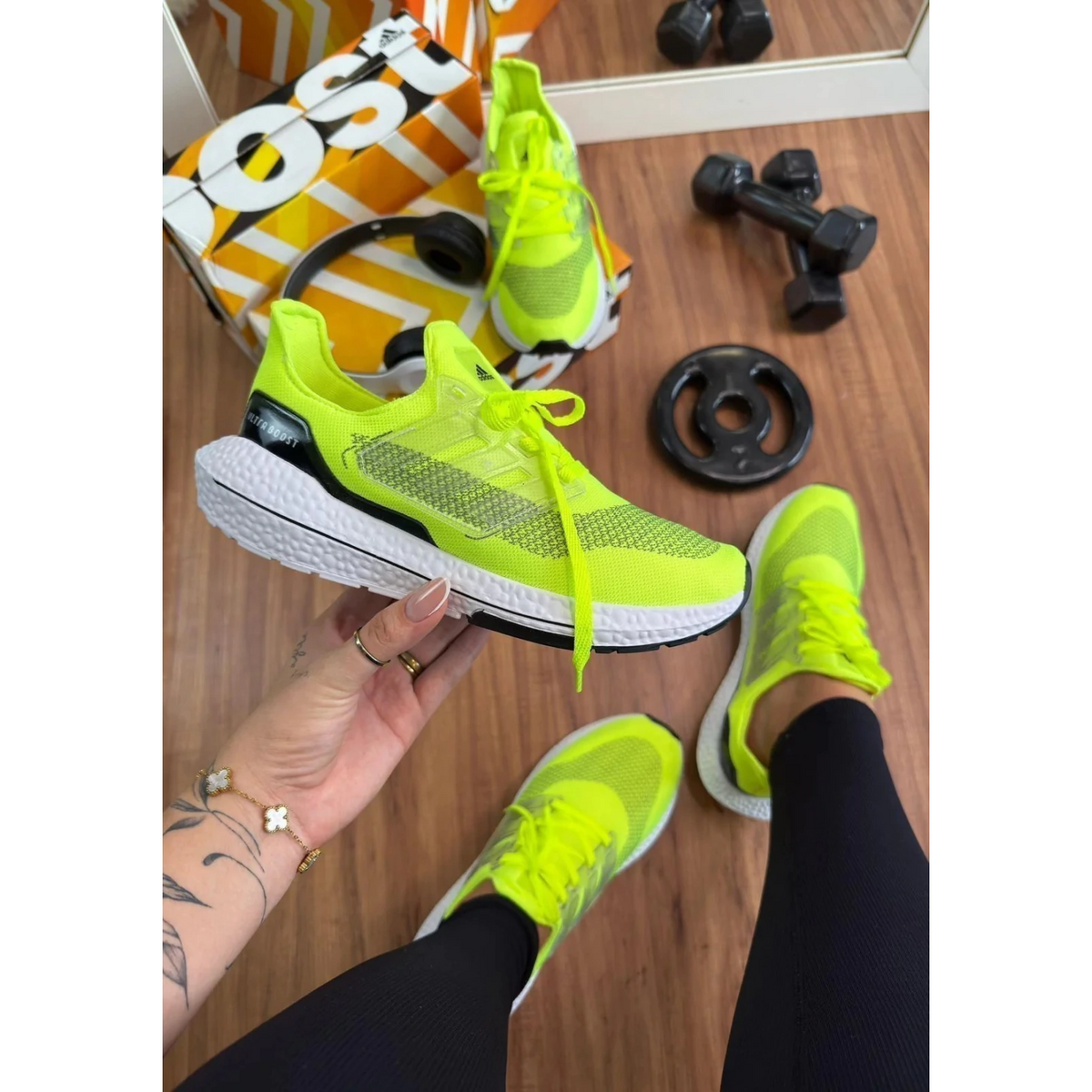 ADIDAS ULTRABOOST GREEN