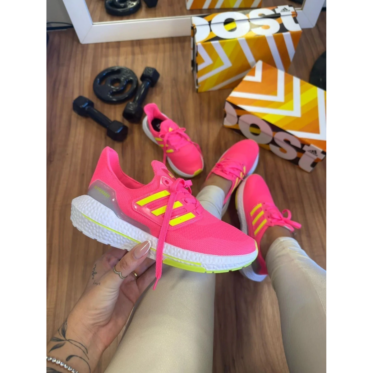 ADIDAS ULTRABOOST PINK